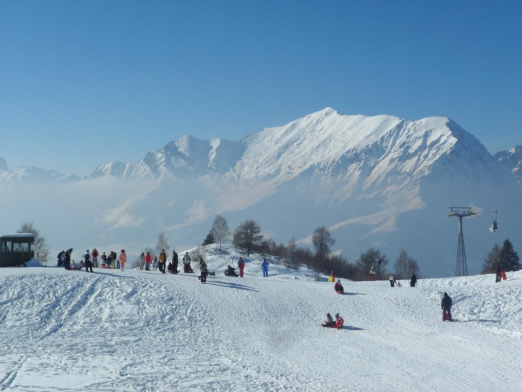 Апартаменти Valsassina Rent Introbio Екстер'єр фото