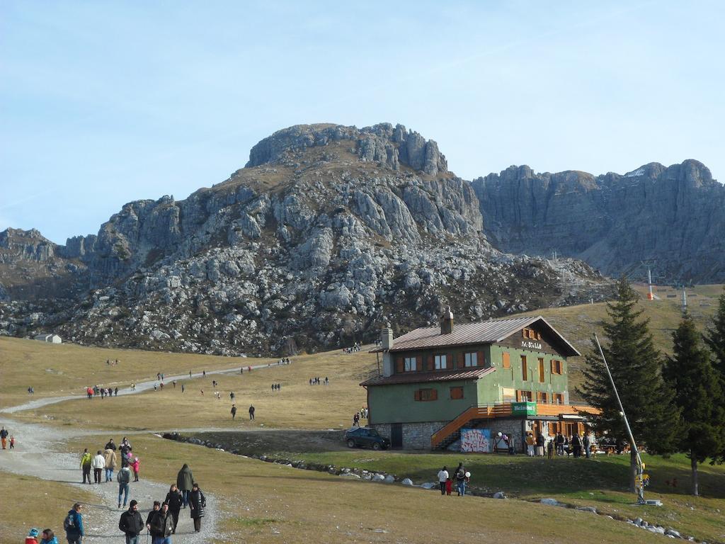 Апартаменти Valsassina Rent Introbio Екстер'єр фото