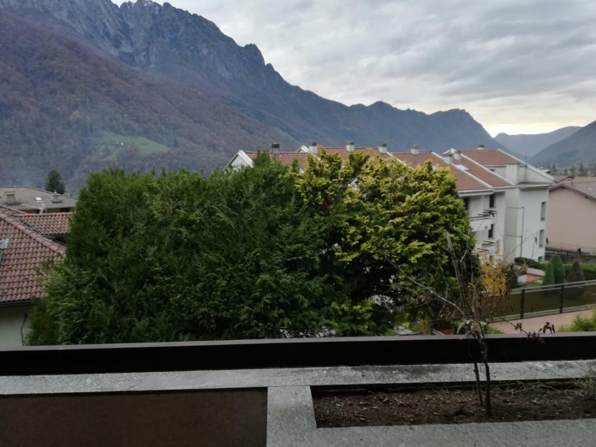 Апартаменти Valsassina Rent Introbio Екстер'єр фото